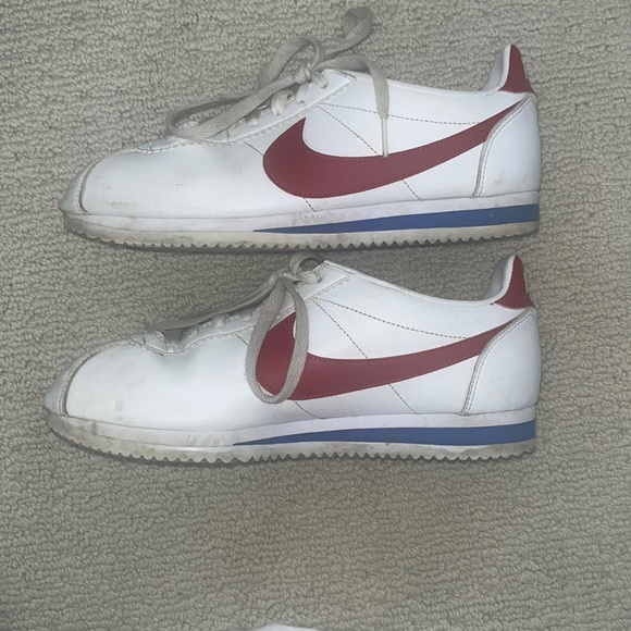 Red and white vintage Nike Cortez shoes - Picture 1 of 3